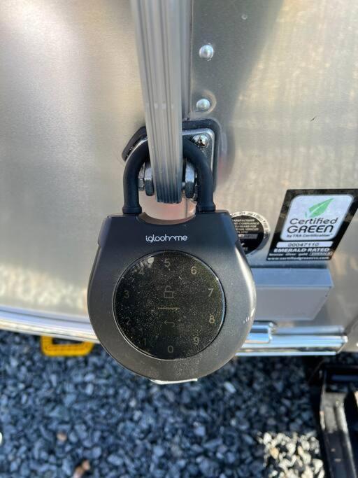 Modern Airstream With Amazing View - 10 To 15 Minutes From Kings Canyon National Park Dunlap Bagian luar foto