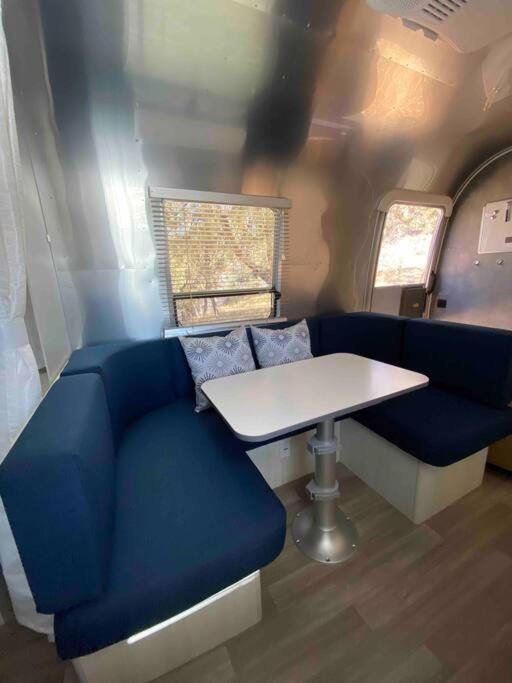 Modern Airstream With Amazing View - 10 To 15 Minutes From Kings Canyon National Park Dunlap Bagian luar foto